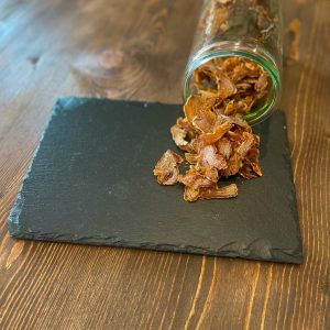 Zenzero e cardamomo in chips bio disidratato