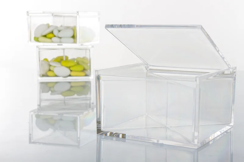 12 Scatoline in Plexiglass Trasparente 10x10x6cm con divisorio porta confetti